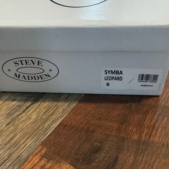 Steve Madden Leopard Print Women's Slip-On Shoes sz 8 NEW - Picture 4 of 4